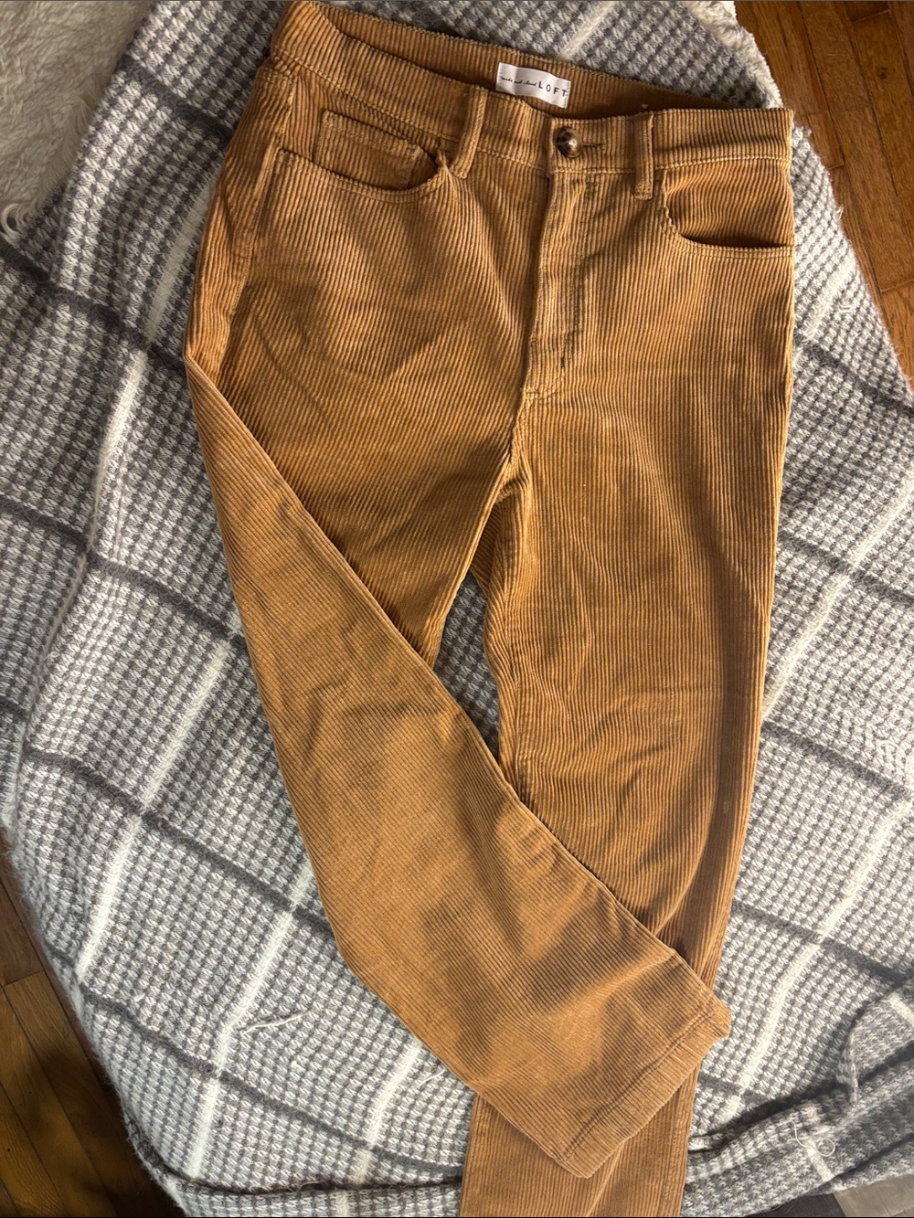 LOFT Straight Leg Corduroy Pants in Camel Brown